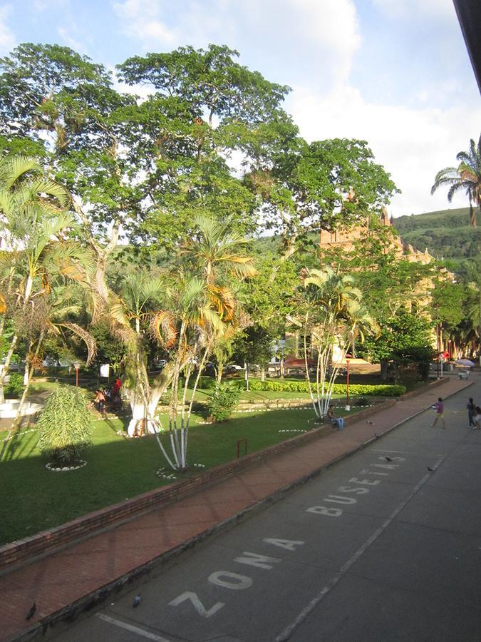 Hotel Central Graciela Valle de San José Eksteriør billede